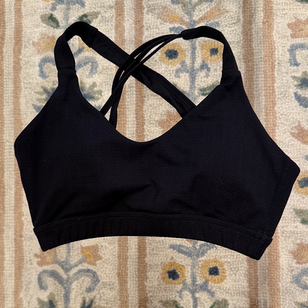 BuffBunny Black Crisscross Strappy Sports Bra